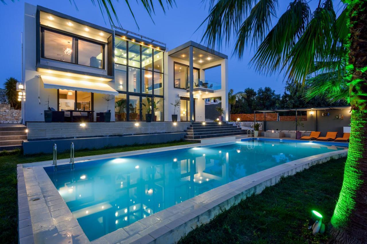 Adorno Luxury Villas Chorafakia Exterior foto