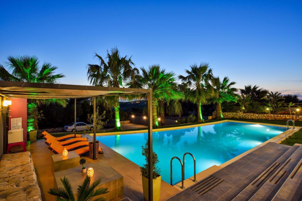 Adorno Luxury Villas Chorafakia Exterior foto
