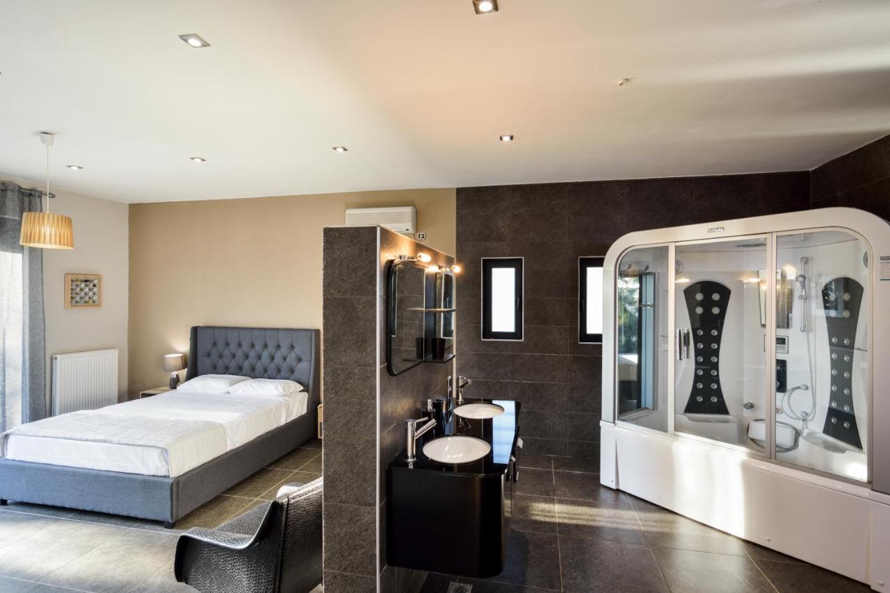 Adorno Luxury Villas Chorafakia Exterior foto